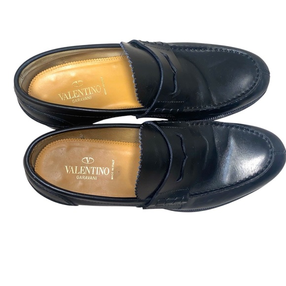 Valentino Garavani Black Loafers - Picture 2 of 4